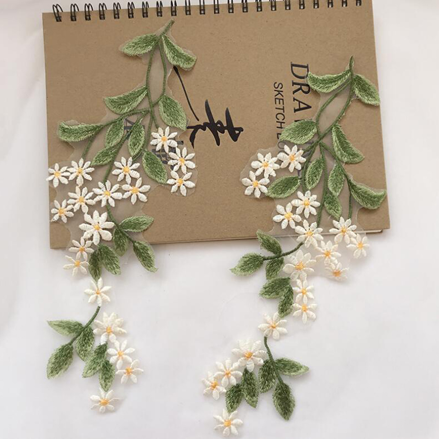 Embroidery Daisy Flower - 1Pairs الورقة الخضراء زهرة الأقحوان التصحيح