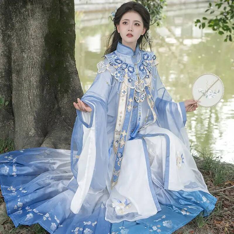 تنورة ماميان شتوية [Lan Jin Lu - مراجعة Embroidery Style وسعره