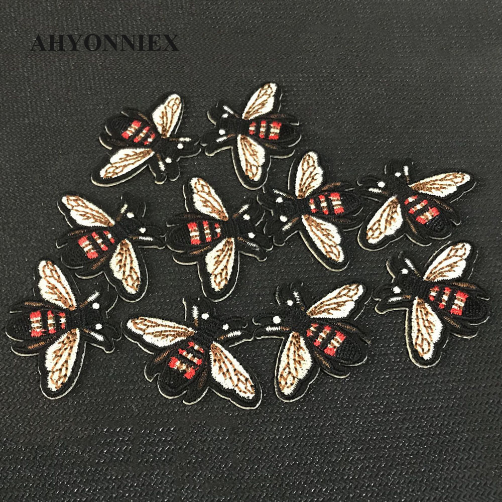10 قطعة/الوحدة صغيرة صفراء الن - مراجعة Embroidery Letter M وسعره