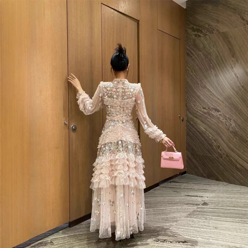فستان جمبسوت جديد بتصميم زهور  - مراجعة Embroidery In Australia وسعره