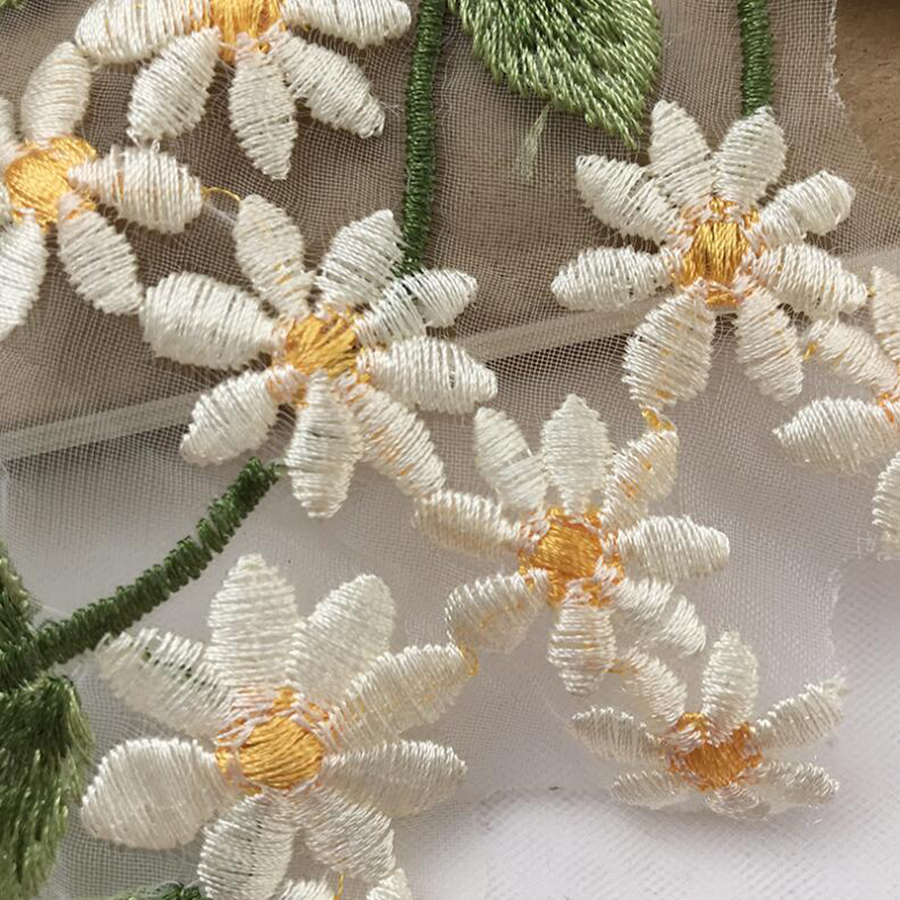 1Pairs الورقة الخضراء زهرة الأ - مراجعة Embroidery Daisy Flower وسعره